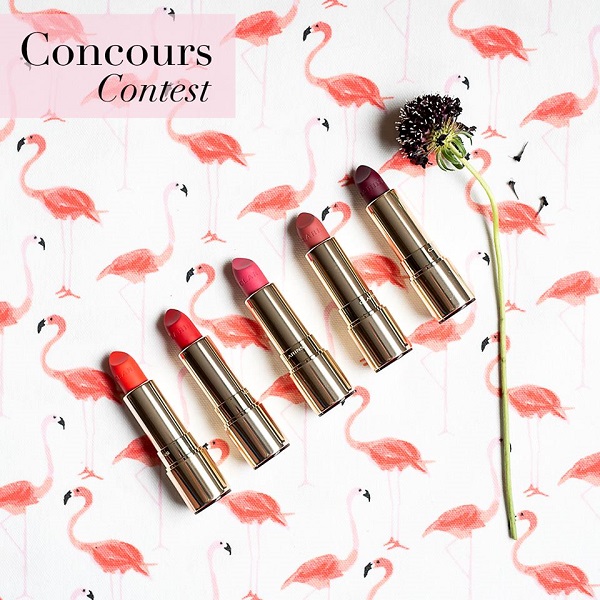 Concours Gagnez un panier de 5 rouges à lèvres Clarins!